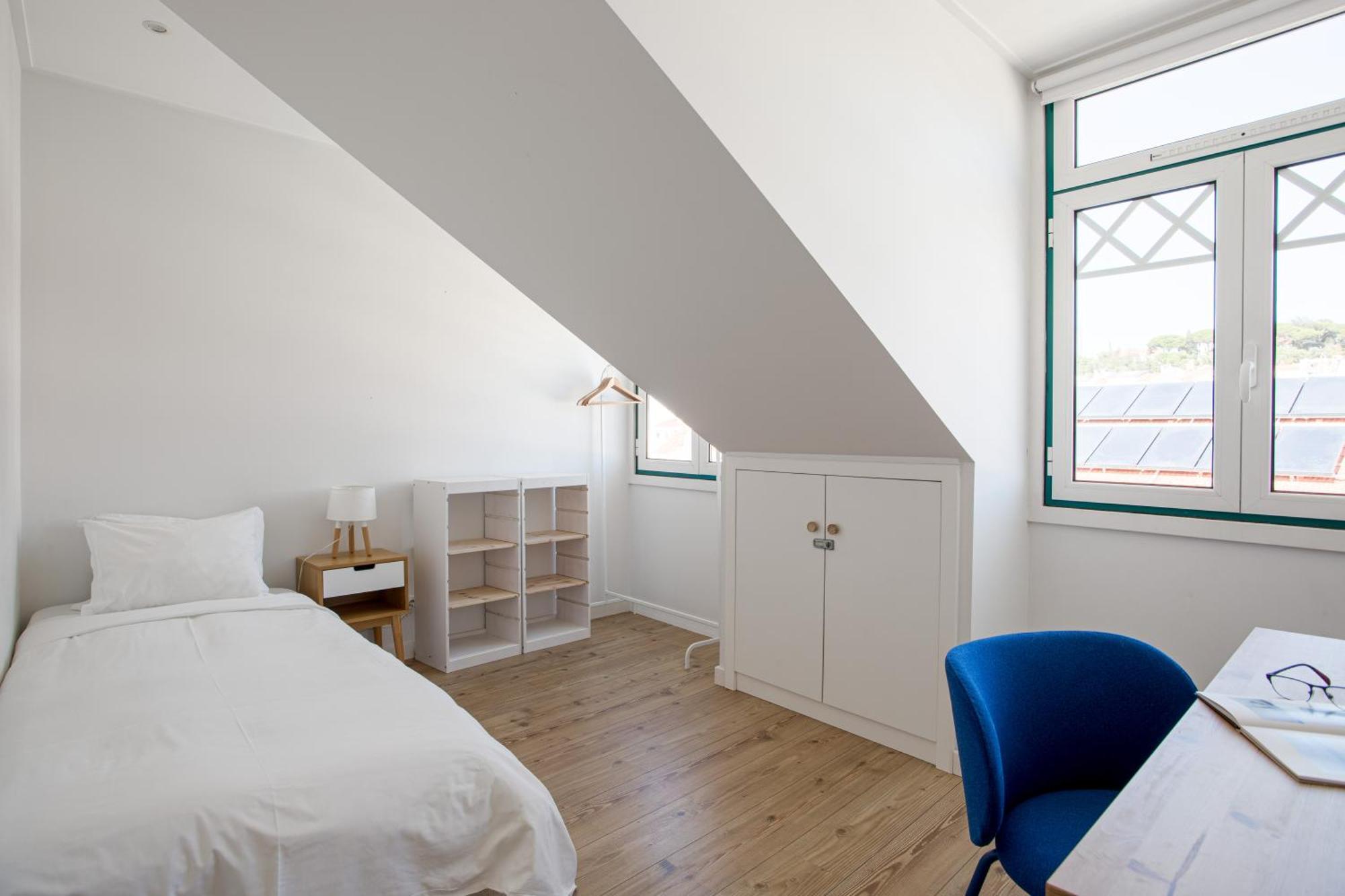 Joivy Delightful 2-bed Flat Near Park Apartment Lissabon